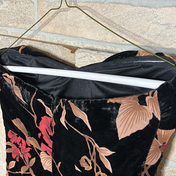 Lulu's Exquisite Black Floral Burnout Velvet Strapless Maxi Dress Size Small - Picture 13 of 14